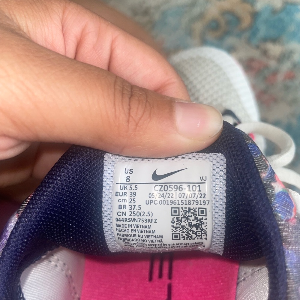 Nike women’s  Shoes - metcons